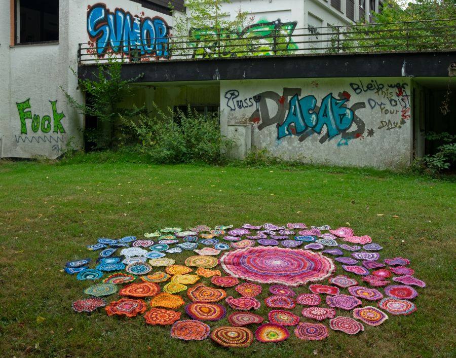 obra textil en el espacio creativo